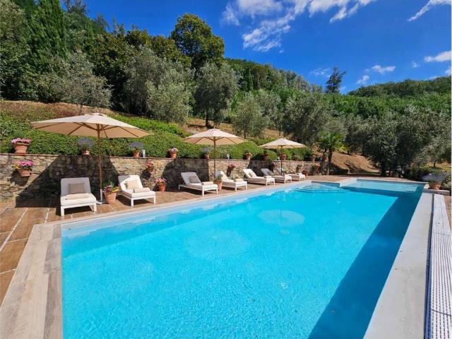 Villa Indipendente in vendita a Tofori, Capannori