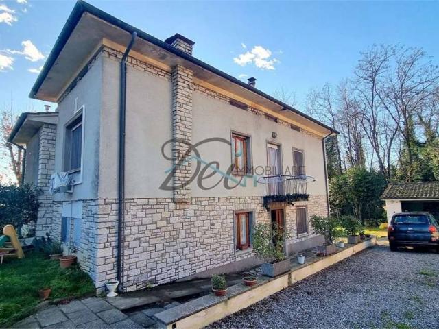 Villa Indipendente in vendita a Capannori, Toscana