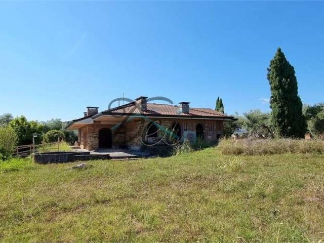 Villa Indipendente in vendita a Capannori, Toscana
