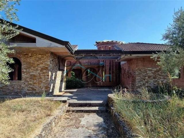 Villa Indipendente in vendita a Capannori, Toscana