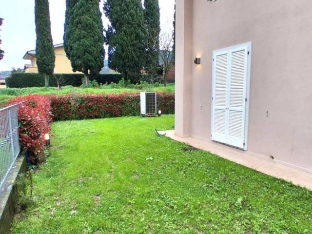 Villa Indipendente in vendita a Capannori, Toscana