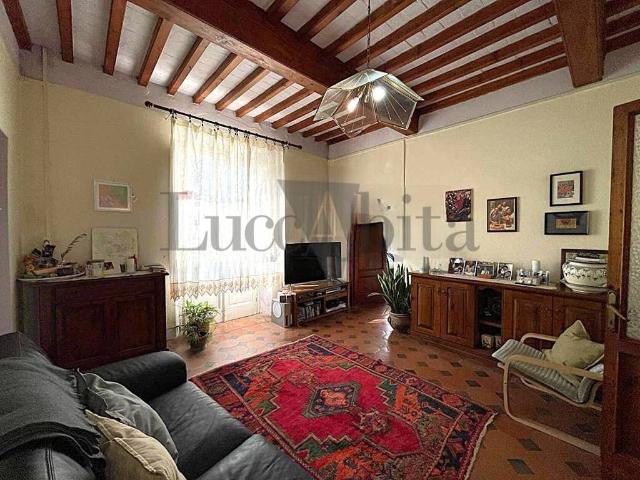 Villa Indipendente in vendita a Castelvecchio di Compito, Capannori