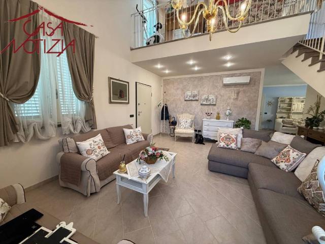 Villa Indipendente in vendita a Capannori, Toscana