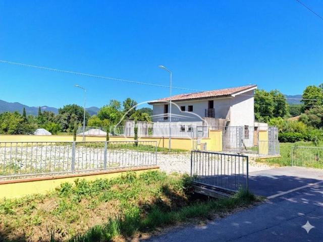 Villa Indipendente in vendita a San Colombano, Capannori