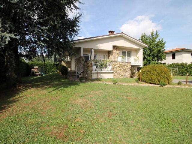 Villa Indipendente in vendita a Capannori, Toscana