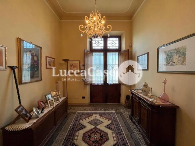 Villa Indipendente in vendita a Santa Margherita, Capannori