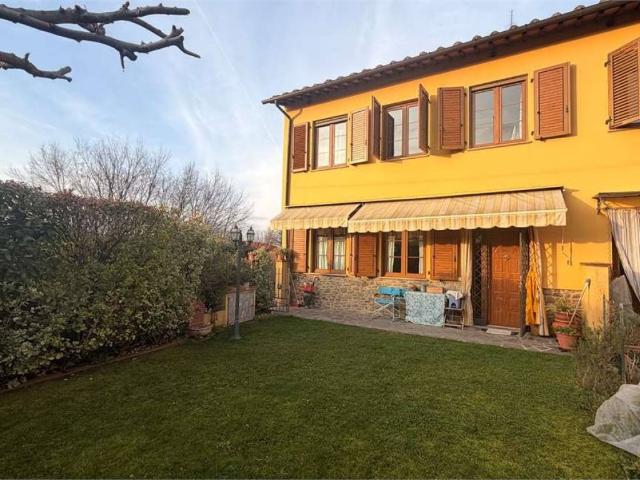 Villa Indipendente in vendita a Capannori, Toscana