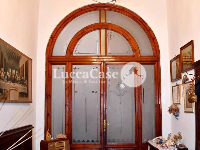 Villa Indipendente in vendita a Carraia, Capannori
