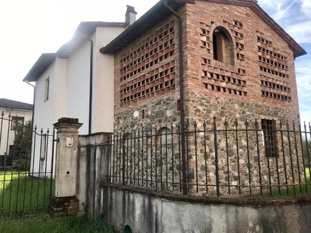 Villa Indipendente in vendita a Santa Margherita, Capannori