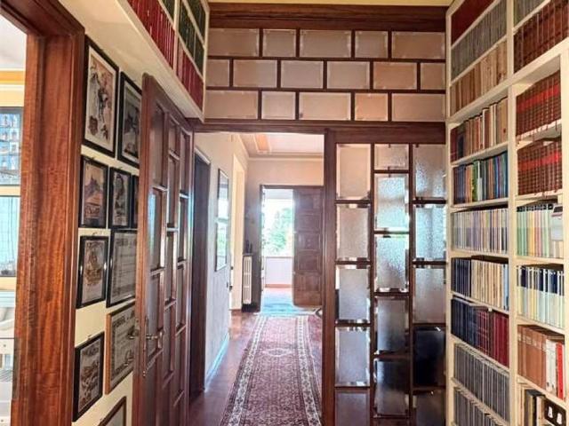 Villa Indipendente in vendita a San Colombano, Capannori