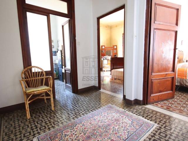 Villa Indipendente in vendita a Parezzana, Capannori