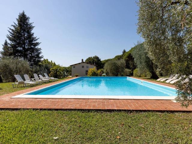 Villa Indipendente in vendita a San Colombano, Capannori