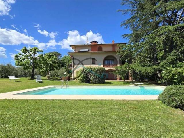 Villa Indipendente in vendita a Capannori, Toscana