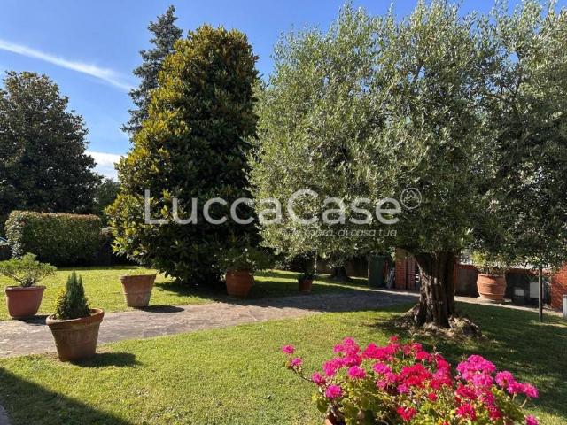 Villa Indipendente in vendita a Paganico, Capannori