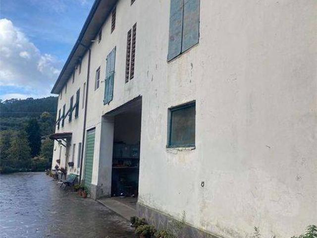 Villa Indipendente in vendita a Capannori, Toscana