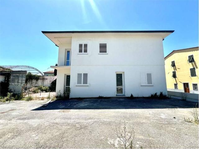 Villa Indipendente in vendita a Capannori, Toscana