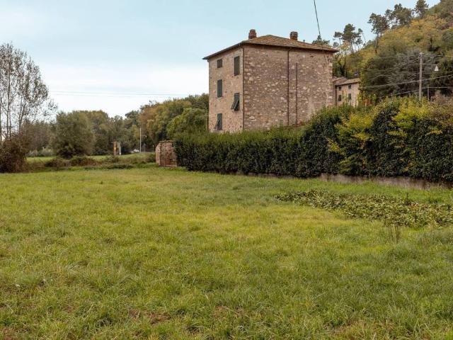 Villa Indipendente in vendita a San Ginese di Compito, Capannori