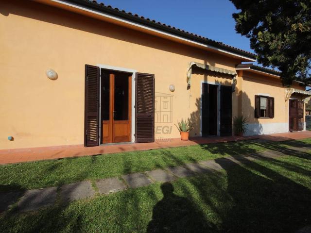 Villa Indipendente in vendita a Collina, Capannori