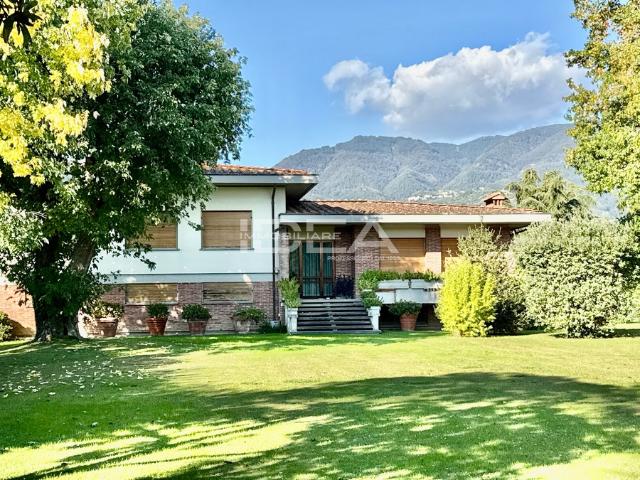 Villa Indipendente in vendita a Capannori, Toscana