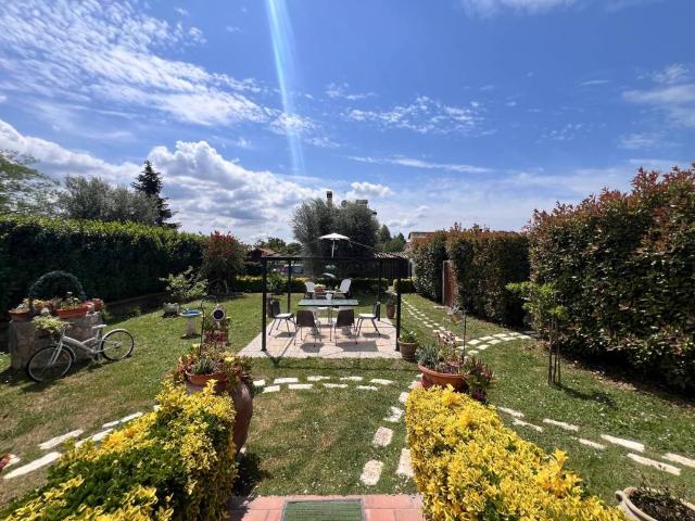 Villa Indipendente in vendita a Roma Capitale, Lazio