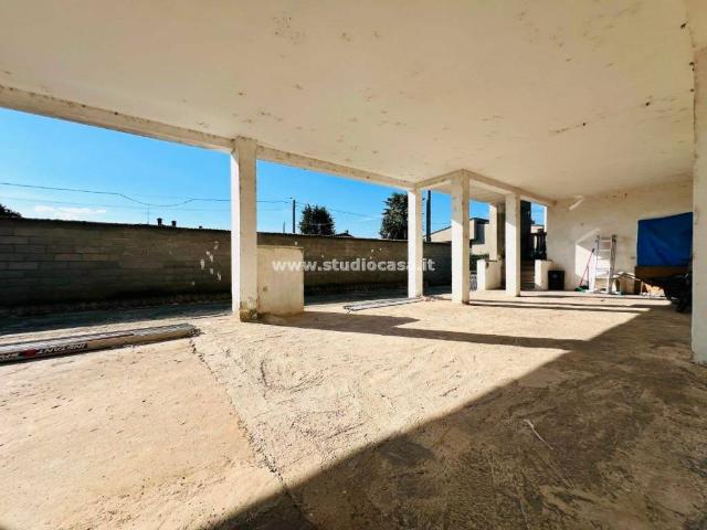 Villa Indipendente in vendita a Capergnanica, Lombardia