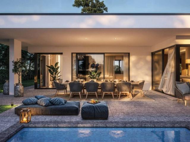 Villa Indipendente in vendita a Capiago Intimiano, Lombardia