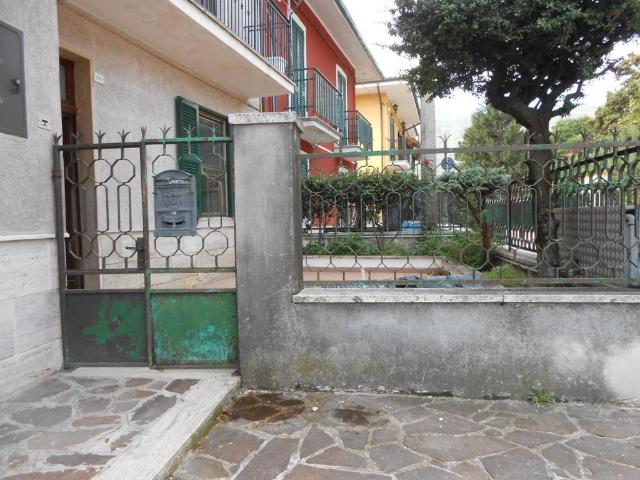 Villa Indipendente in vendita a Pescocanale, Capistrello