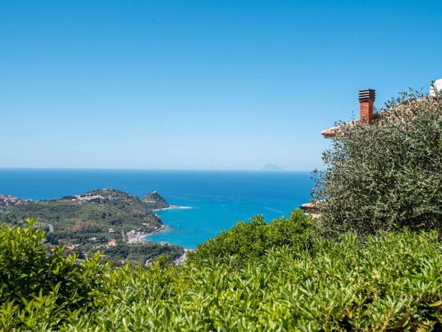 Villa Indipendente in vendita a Scafa, Capo D'orlando