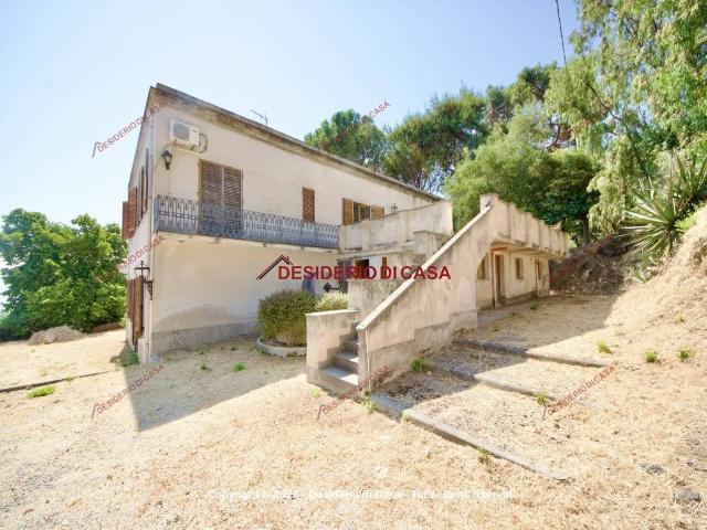 Villa Indipendente in vendita a San Martino, Capo D'orlando