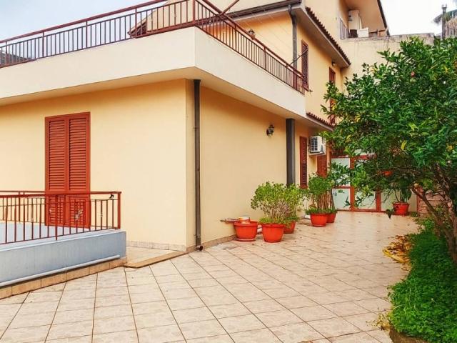 Villa Indipendente in vendita a Capo D'orlando, Sicilia