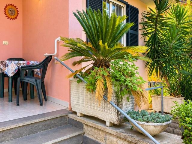 Villa Indipendente in vendita a Sacro Cuore, Capodimonte