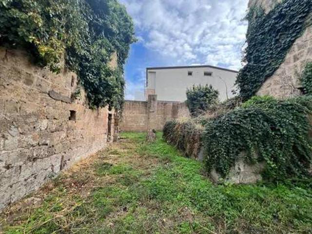 Villa Indipendente in vendita a Capodrise, Campania