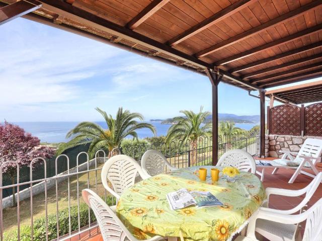 Villa Indipendente in vendita a Trappola, Capoliveri
