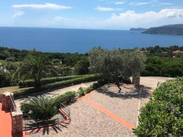Villa Indipendente in vendita a Madonna delle Grazie, Capoliveri