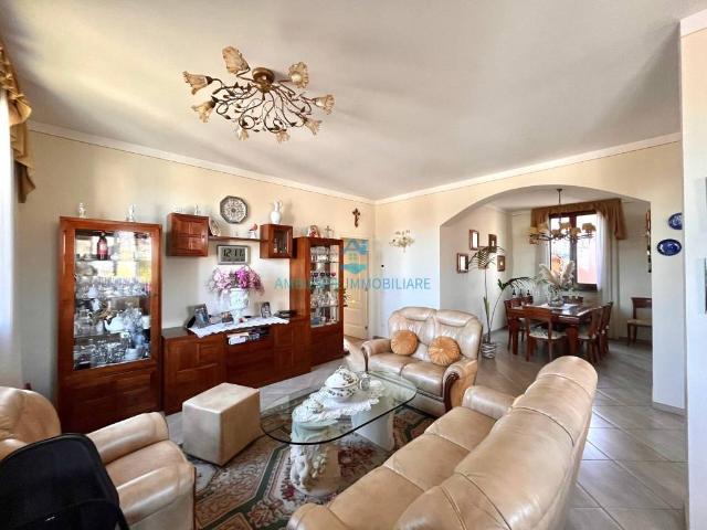 Villa Indipendente in vendita a Capolona, Toscana