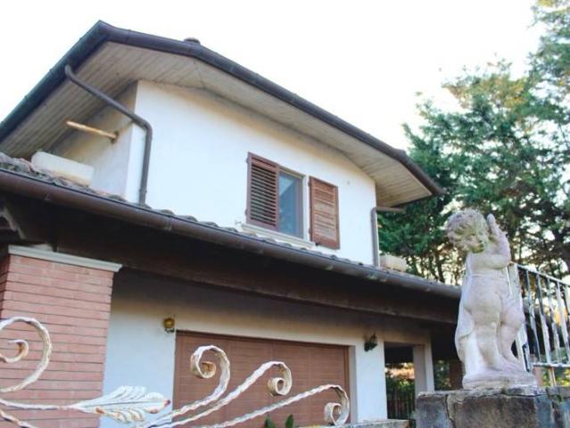 Villa Indipendente in vendita a Lama, Capolona