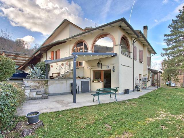 Villa Indipendente in vendita a Capolona, Toscana