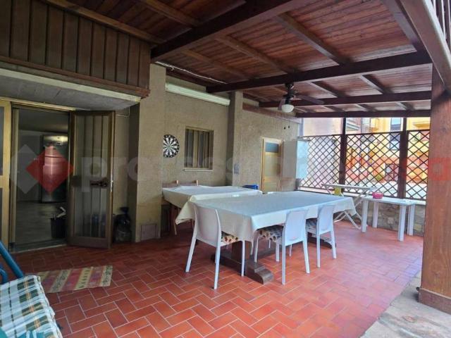 Villa Indipendente in vendita a San Martino Soprarno, Capolona