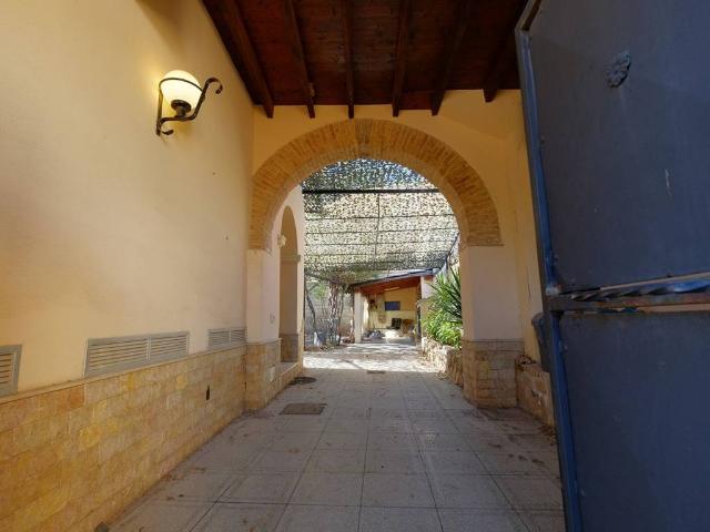 Villa Indipendente in vendita a Capoterra, Sardigna/Sardegna