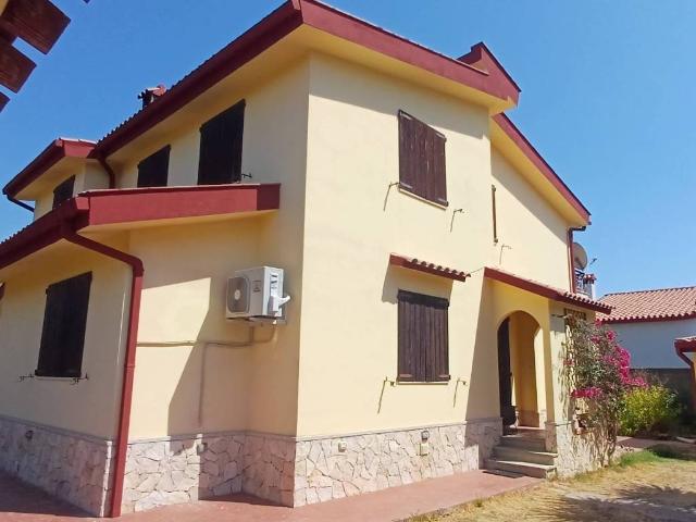 Villa Indipendente in vendita a Frutti d'Oro, Capoterra