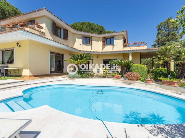 Villa Indipendente in vendita a Capoterra, Sardigna/Sardegna