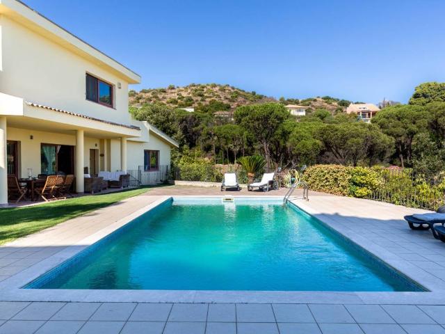 Villa Indipendente in vendita a Capoterra, Sardigna/Sardegna