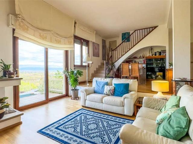 Villa Indipendente in vendita a Capoterra, Sardigna/Sardegna