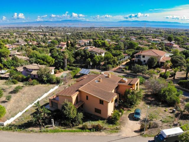 Villa Indipendente in vendita a Capoterra, Sardigna/Sardegna
