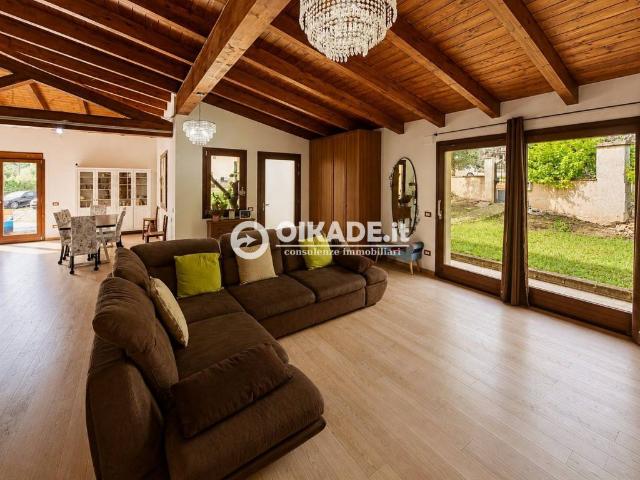 Villa Indipendente in vendita a Capoterra, Sardigna/Sardegna