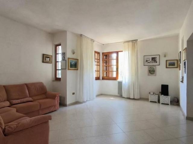 Villa Indipendente in vendita a Capoterra, Sardigna/Sardegna