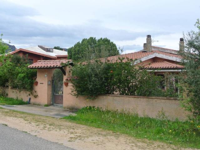 Villa Indipendente in vendita a Capoterra, Sardigna/Sardegna
