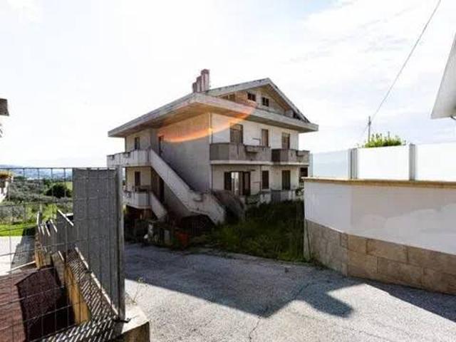 Villa Indipendente in vendita a Cappelle Sul Tavo, Abruzzo