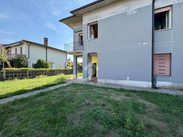 Villa Indipendente in vendita a Farinate, Capralba