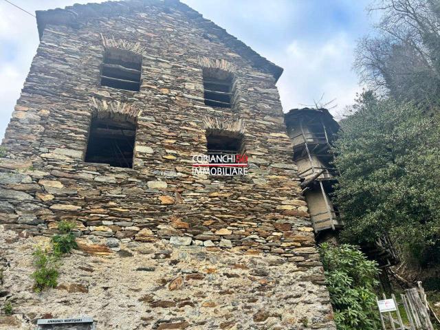 Villa Indipendente in vendita a Piemonte, Verbano-cusio-ossola
